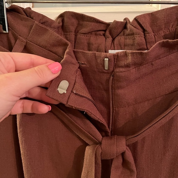 Rickis size 8 cropped wide leg paper bag pants. - Picture 4 of 6